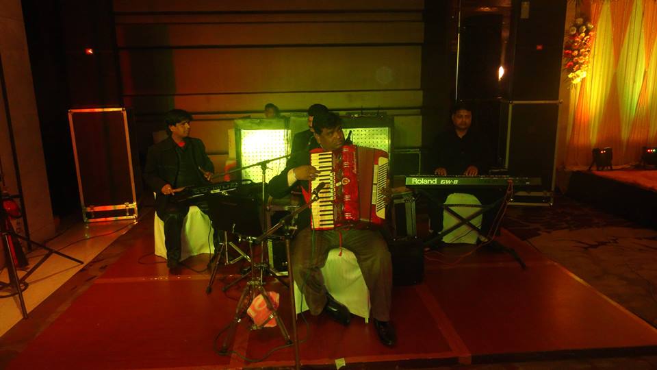 accordion artist near me pune