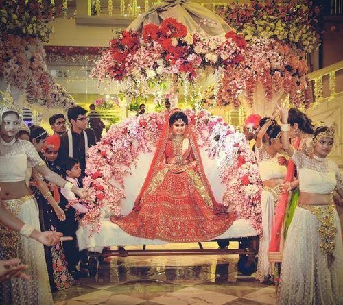 best bridal palki on rent pune